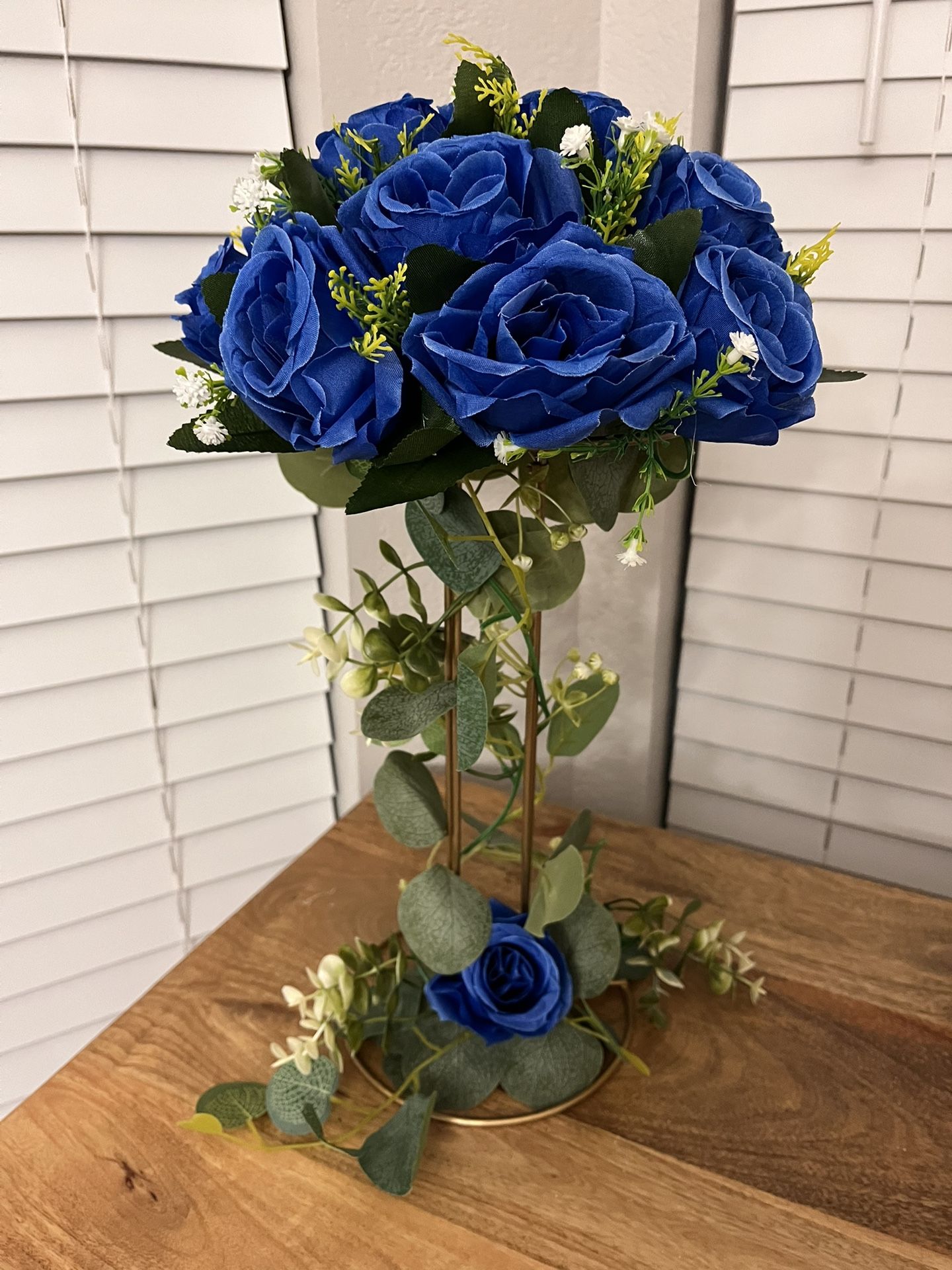 Blue Roses Centerpiece