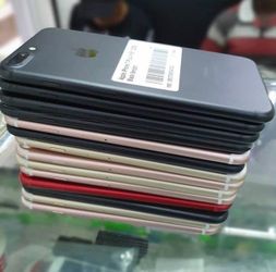 iPhone 7 Plus Unlocked for all carriers 128 gigs