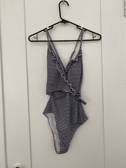 Bathing suit