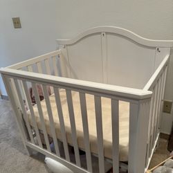  Baby Crib 