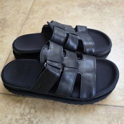 Uggs Sandals 