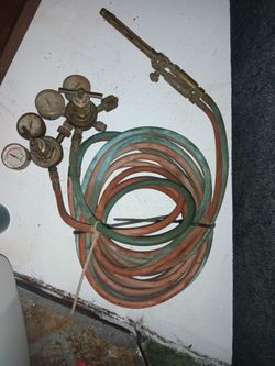 Cutting torch hoses and gauges and tip