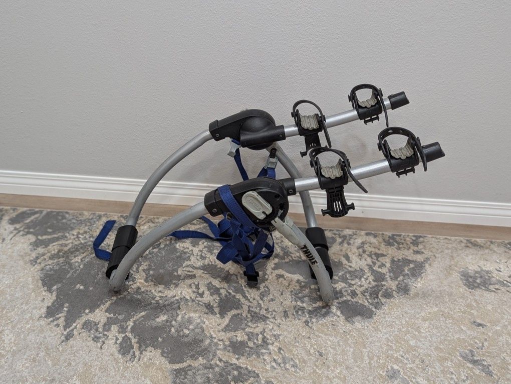 THULE Sweden 2-bike TRUNK/REAR DOOR MOUNT BIKE RACK