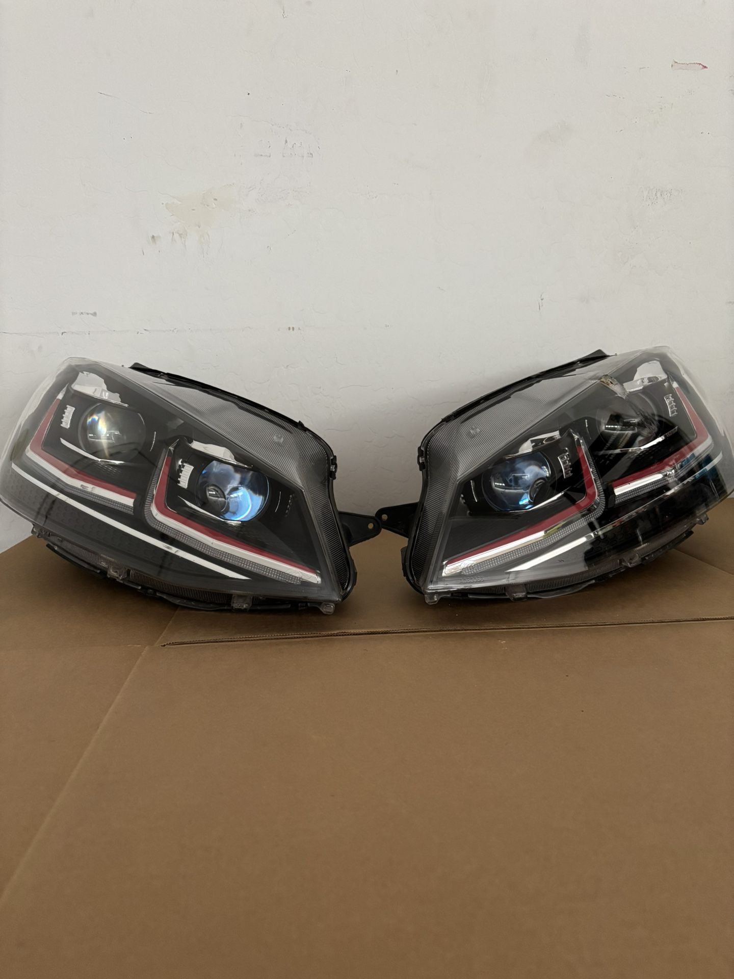 BEC VW MK7.5 Style Headlights For MK7 GTI