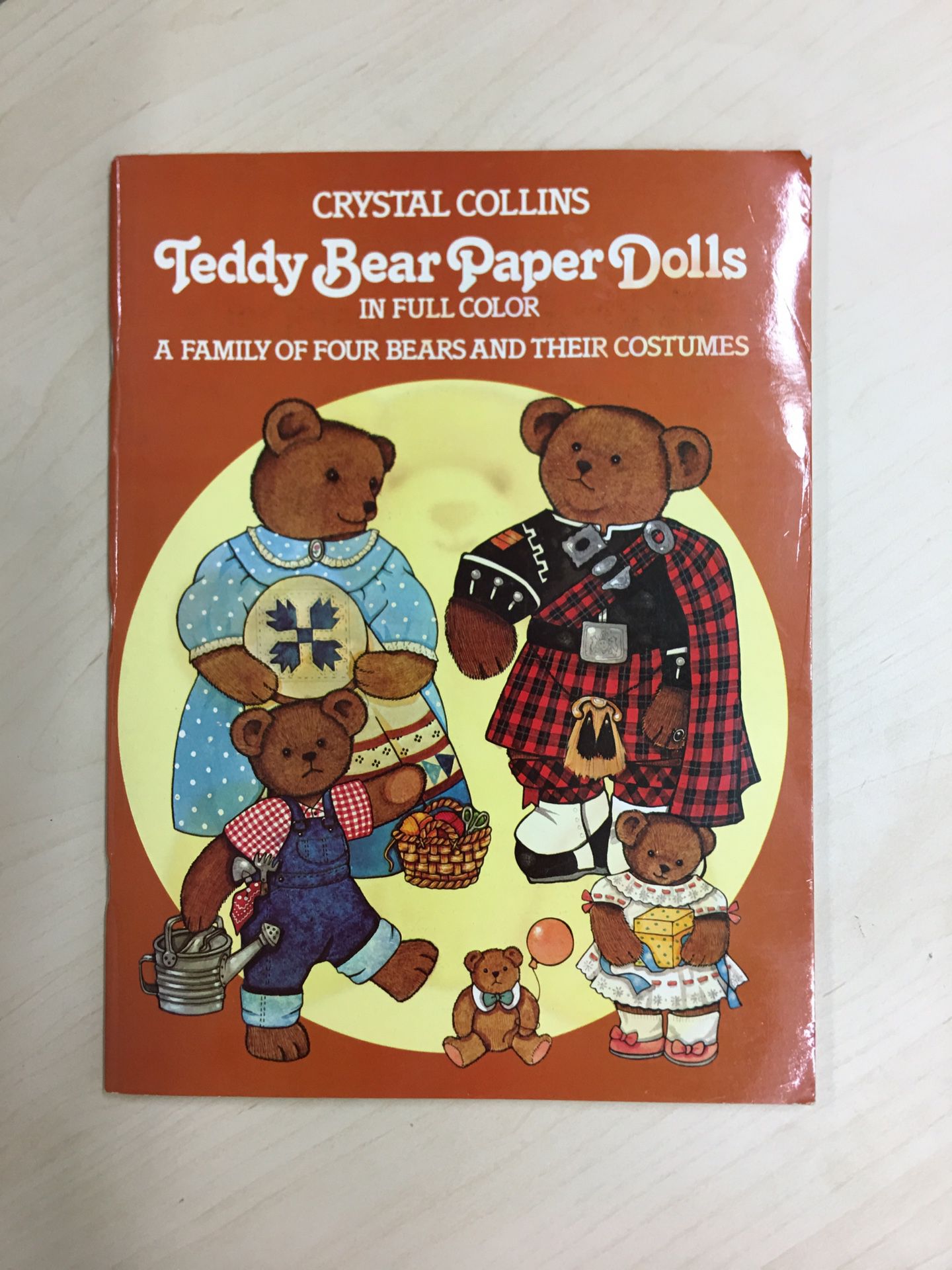 Paper dolls - Teddy Bear - 16 page book