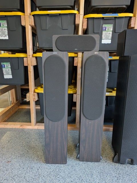 Jamo Speakers