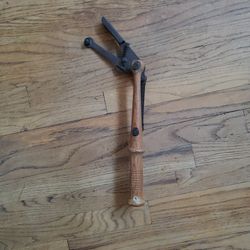 18" Vintage Hand Held Skeet/ Clay Pigeon Thrower