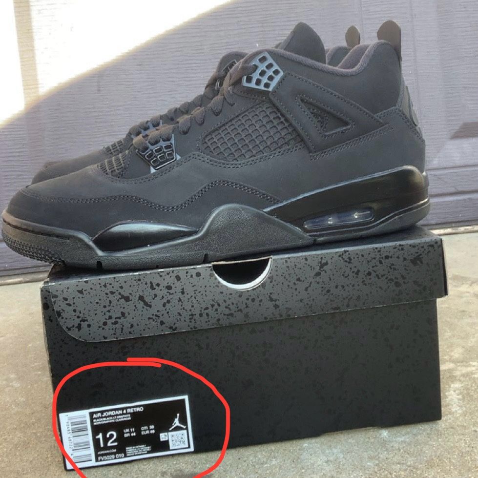 Air Jordan 4 Black Cat ( size 12 Men )
