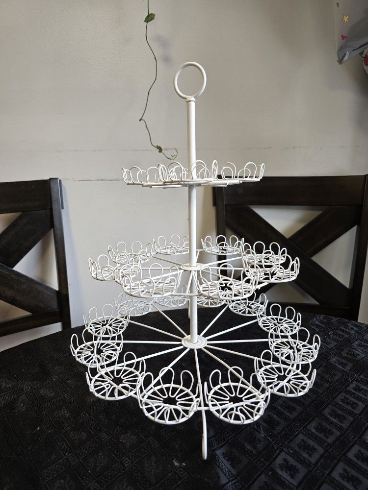 Beautiful White Metal Cupcake Stand