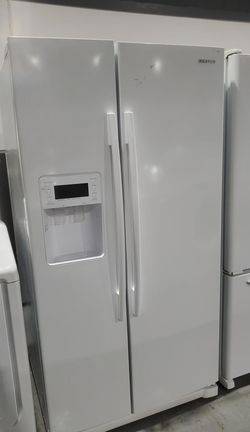 Samsung Side-by-Side Stainless Steel Fridge
