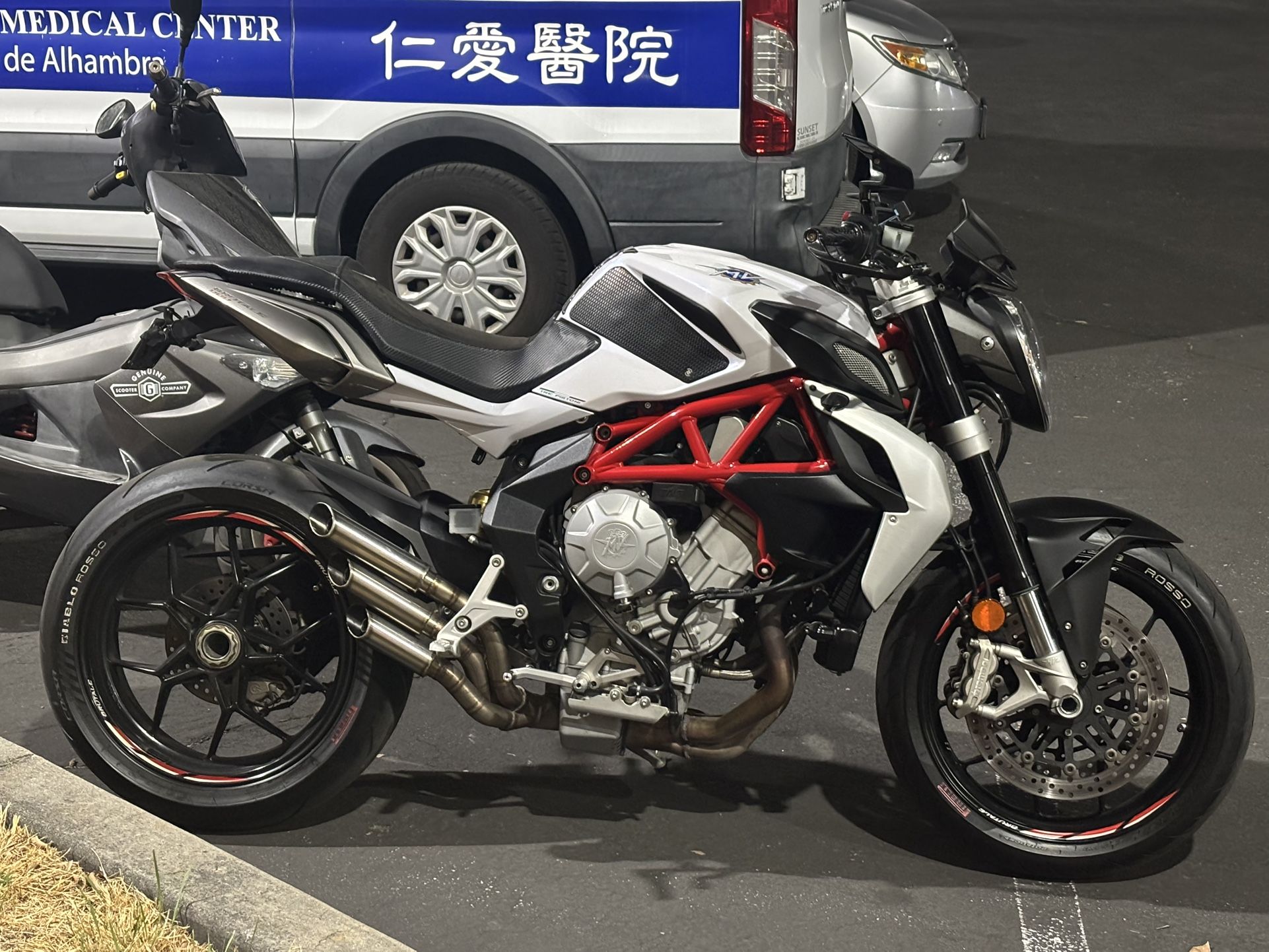 2015 MV Agusta Brutale 800