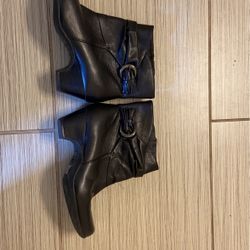 Black Ankle Boots 