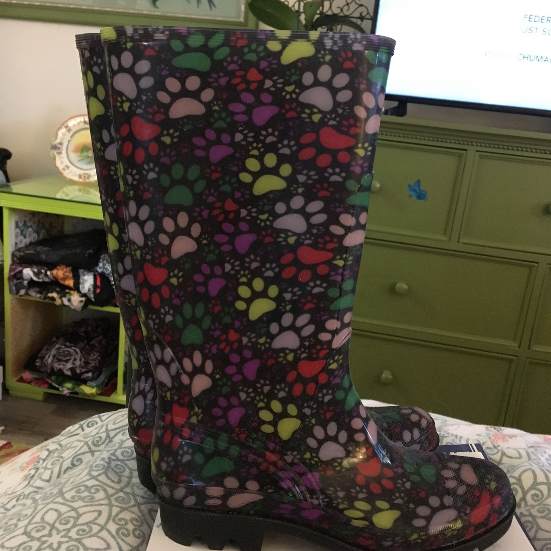 Rain Boots Floral Colorful Says Size 8 Toe To Heel  10” No Name
