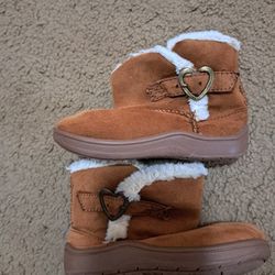 6 Toddler Boots
