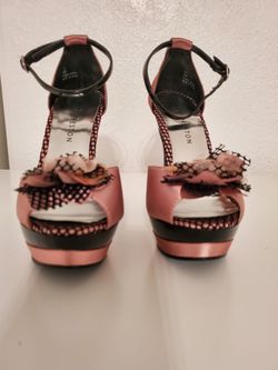 Shoes Size 6