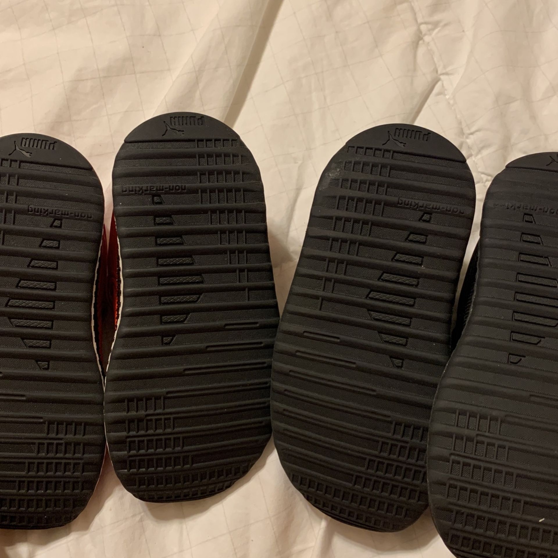 Child’s 8c PUMAS Both For $25