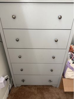 Dresser