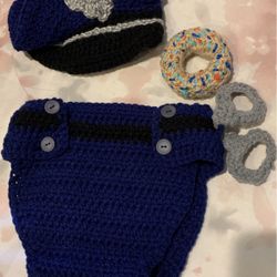Baby’s Police Knit Outfit 
