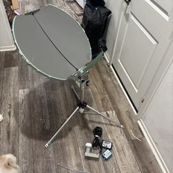 Oasis folding portable satellite dish rv directv tripod w/ tripod