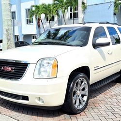 2011 GMC Yukon