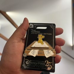 Disney Artist Collection Pin Simba