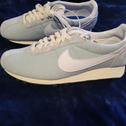 NEW NIKE CORTEZ. DEMIN AND SUEDE HEEL AND TOE. 11.5
11525 S HALSTED DUNKIN DONUTS 
65$ CASH ONLY 