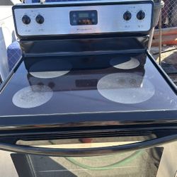 Frigidaire Electric Stove 