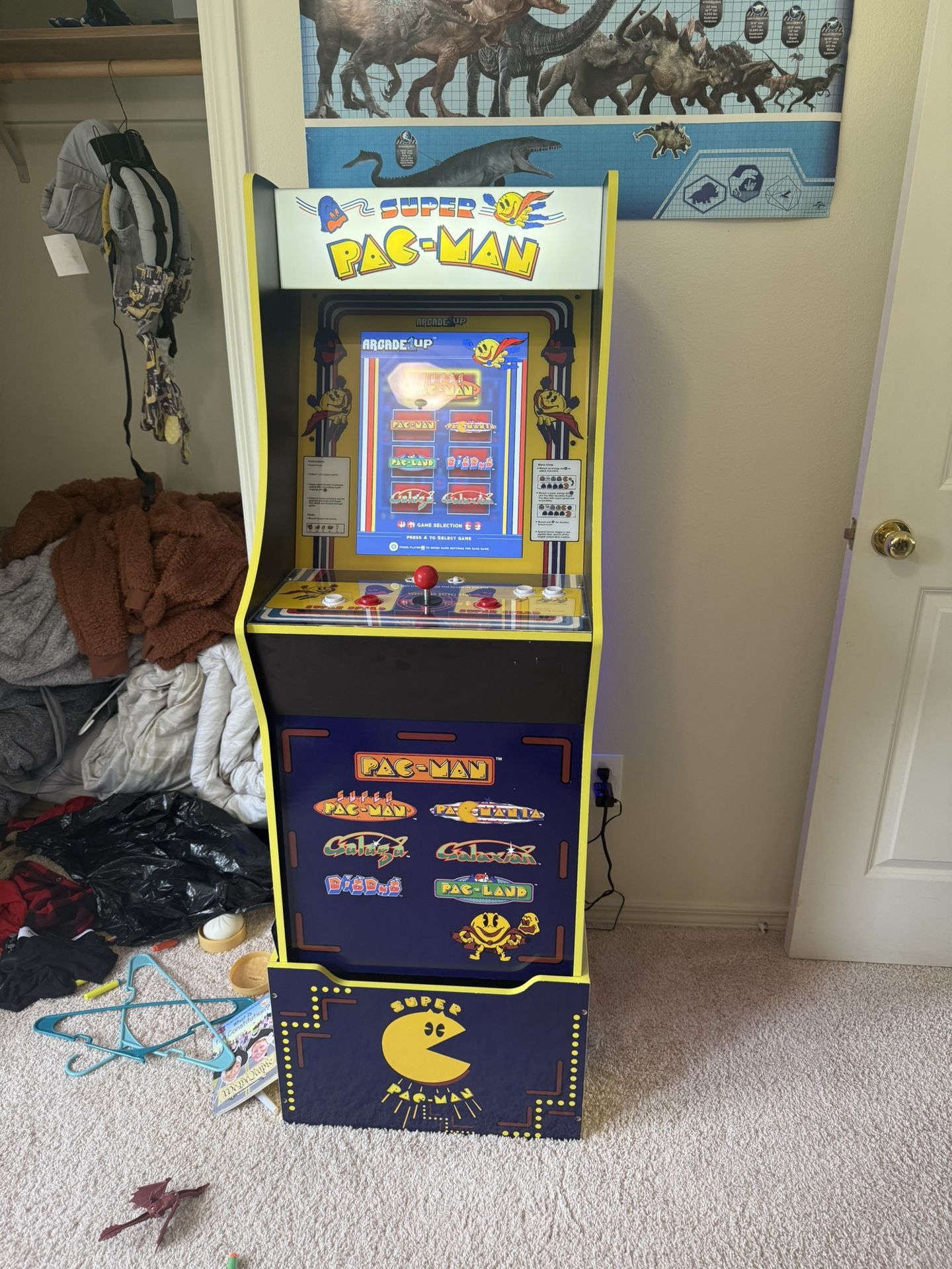 Pac-Man Arcade Game