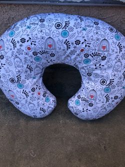 Nursing pillow