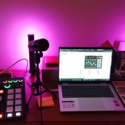 Podcast Equipment Rode Rodecaster Pro 2