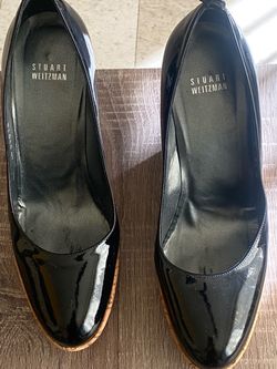 STUART WEITZMAN  Black Wegdes Pump  Corkswoon Patent  So pretty size 8.5 Great condition