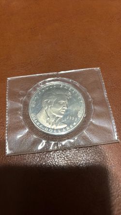 Elvis Presley Commemorative Coin