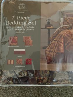 Queen size comforter