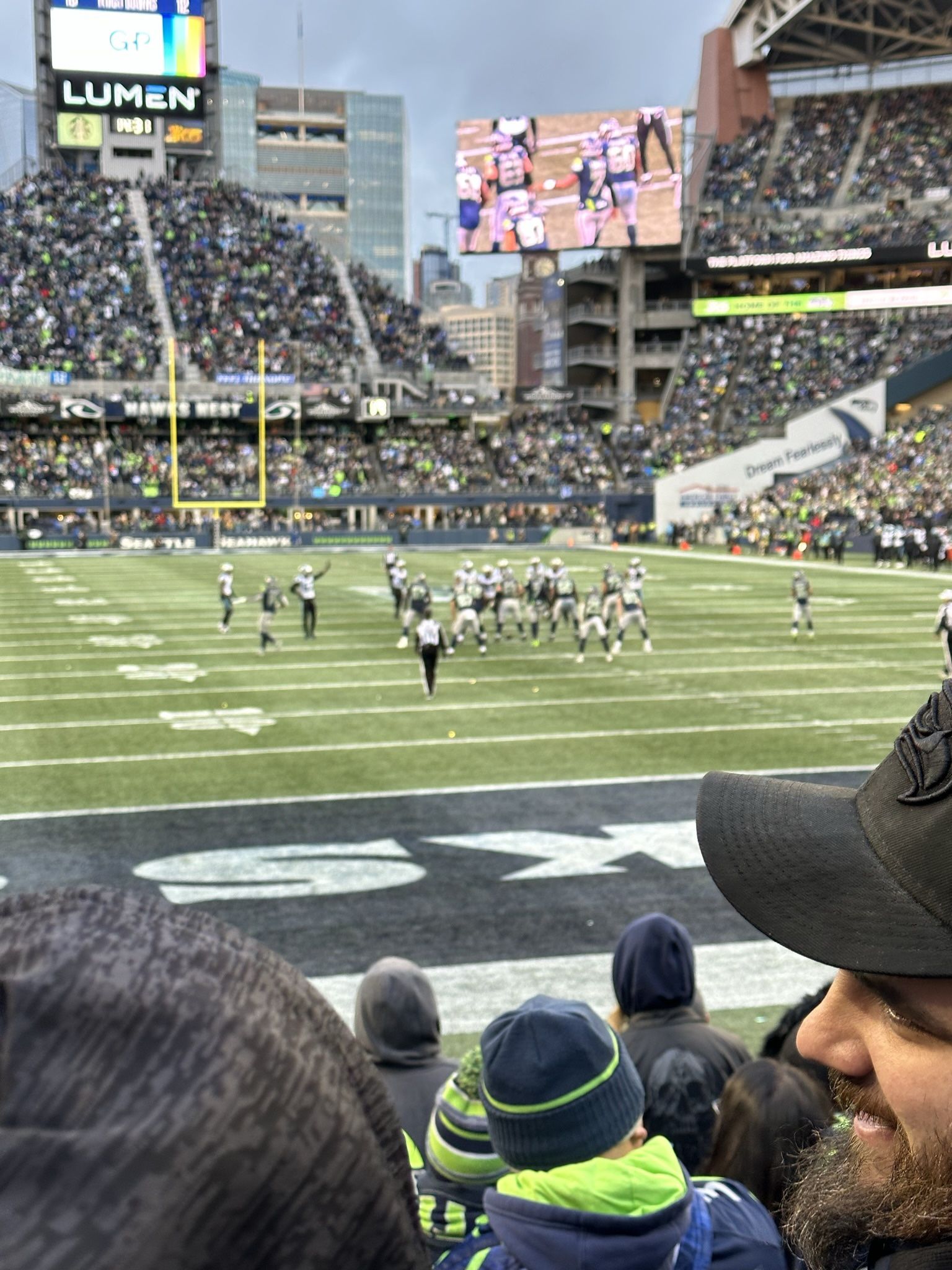 3 Tickets - Seahawks vs Giants