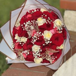 Bouquets Holiday Special Offer! 