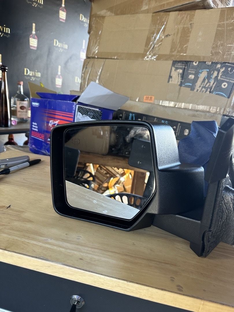 07-15 Jeep Patriot power adjustment Manual folding heated side view mirror