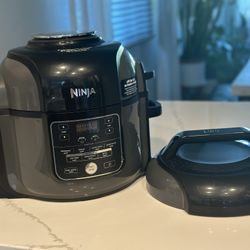 Ninja - Foodi 11-in-1 6.5-qt Pro Pressure Cooker + Air Fryer with Stainless finish, FD302 - Stainless Steel