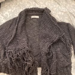 Sweater - A&F With Fringe & Pockets - Small