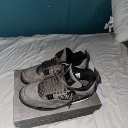 Jordan’s 4 Cave stone size 9 With Box