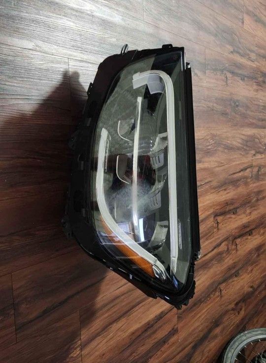 2020-2022 Mercedes Benz GLC Suv & Coupe Left Driver Side Headlight For Sale