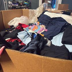 Clothes Women , Boys And Men 