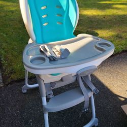 Ingenuity SmartClean Trio Elite 3-in-1 Convertible High Chair, Toddler Chair, and Booster Seat