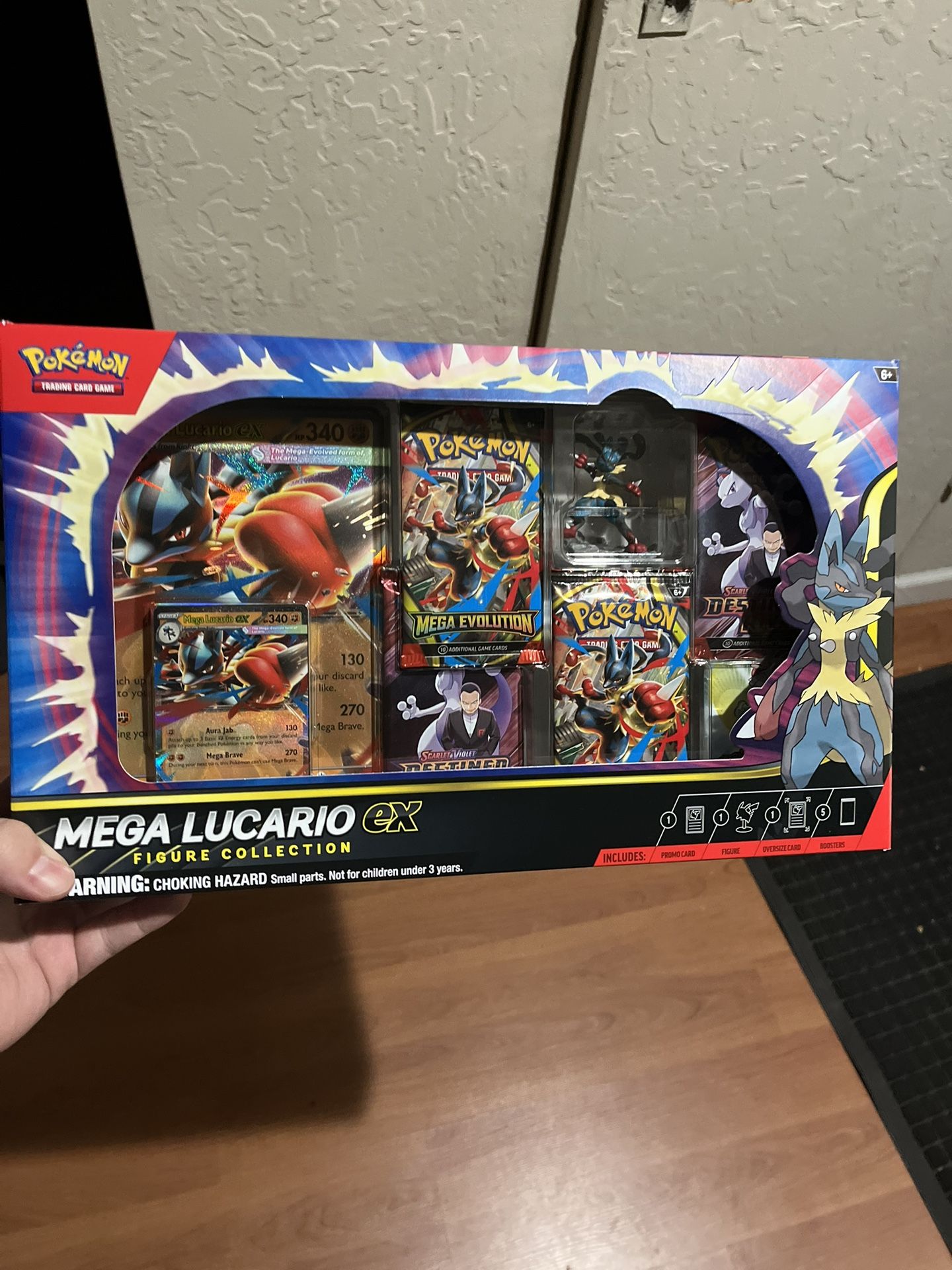 Pokémon : Mega Lucario EX 4 Boxes