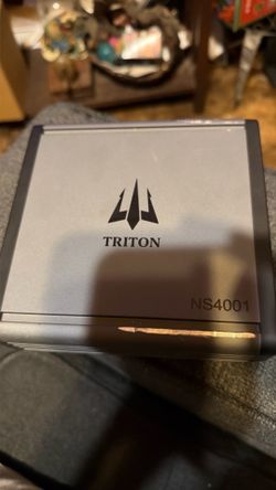 Triton NS4001 400 Watt amp