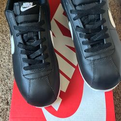 Nike Cortez Black/White