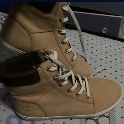 Women's 10 Timberland Boots