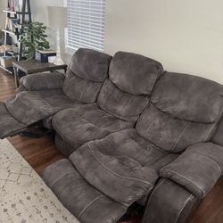 2 Piece Set - Gray Reclining Couches 