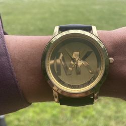 Michael Kors Watch Gold Tone Logo Dial Working Analog Casual Luxury Watch Used  - Vintage Watch Luxury