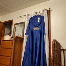 evening dress never used 