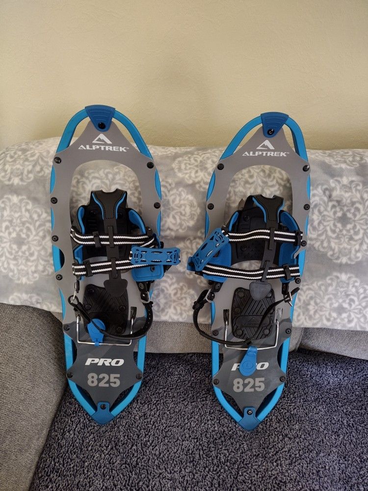 New Alptrek Pro 825 Snow Shoes
